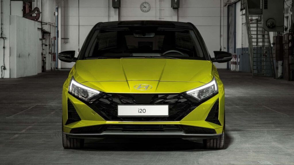 i20